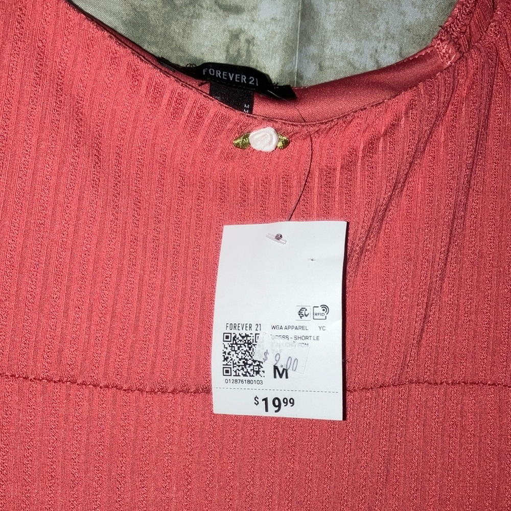 Pink Ribbed Short Sleeve Dress - Picture 2 of 5